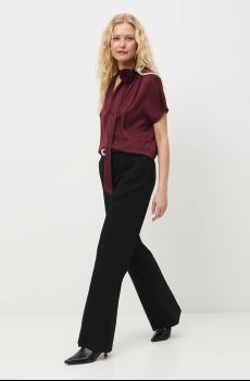 Блузка Medicine