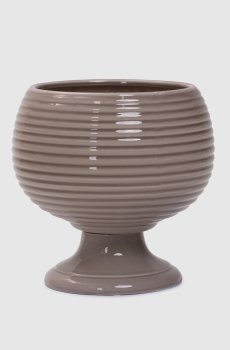 Бежевое кашпо из керамики