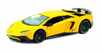 Автомодель Uni-Fortune Lamborghini Avendator LP 750-4 SV (554990M(C)) Автомодель Uni-Fortune Lamborghini Avendator LP 750-4 SV (554990M(C))