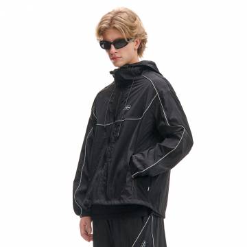 Cropp - Чорна куртка з капюшоном - чорний Cropp - Чорна куртка з капюшоном - чорний
