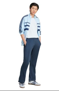 Хлопковая футболка adidas Originals Premium Essentials Tee