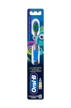 Детская зубная щетка Oral-B Kids Экстрамягкая жесткость, от рождения, 1 шт