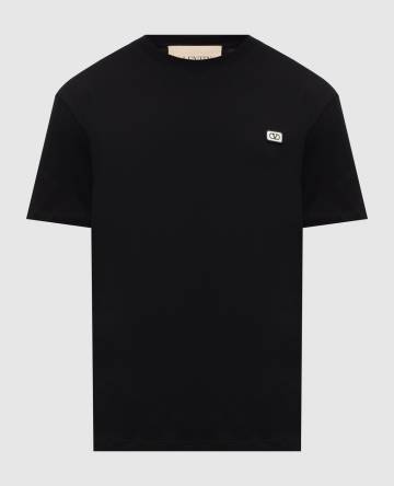 Черная футболка с нашивкой эмблемы Черная футболка с нашивкой эмблемы