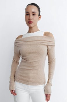 Бежевий трикотажний комплект із майки та лонгсліва